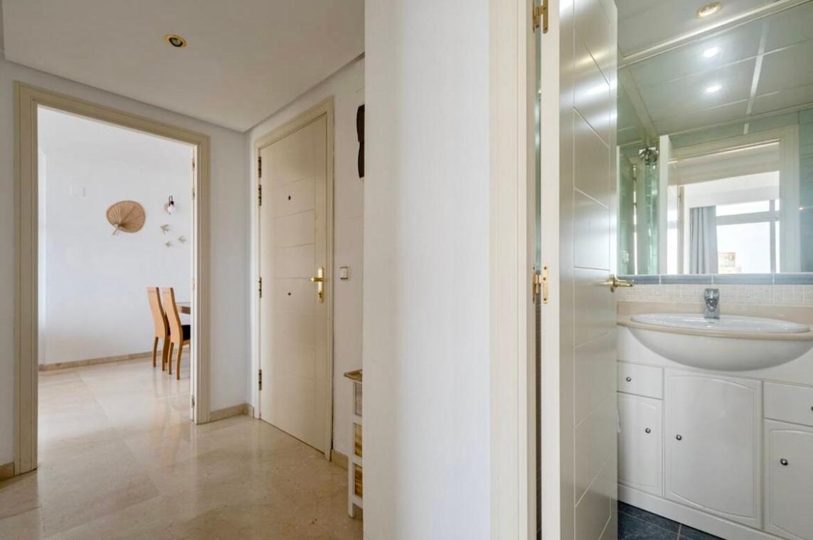Apartamento Relax Sol De Benidorm Luaran gambar